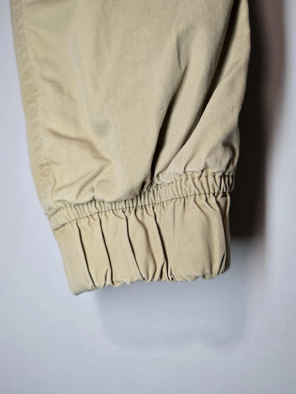 GAP Kid's Cargo Lined Pants in Khaki Tan Pull On, Drawstring, Warm